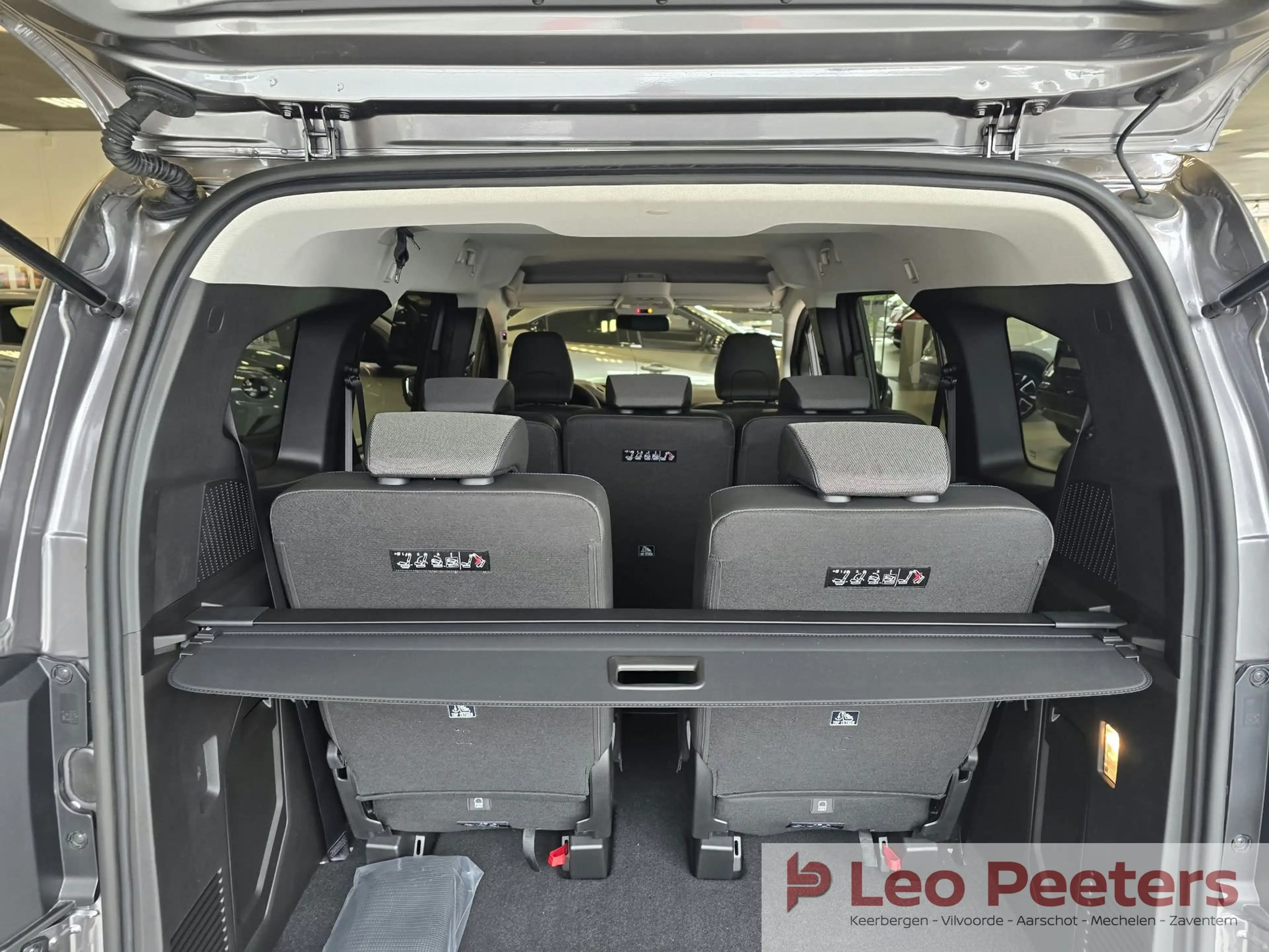 Nissan Townstar L2H1 DIG-T 130 A/T Tekna 7zit — photo 7