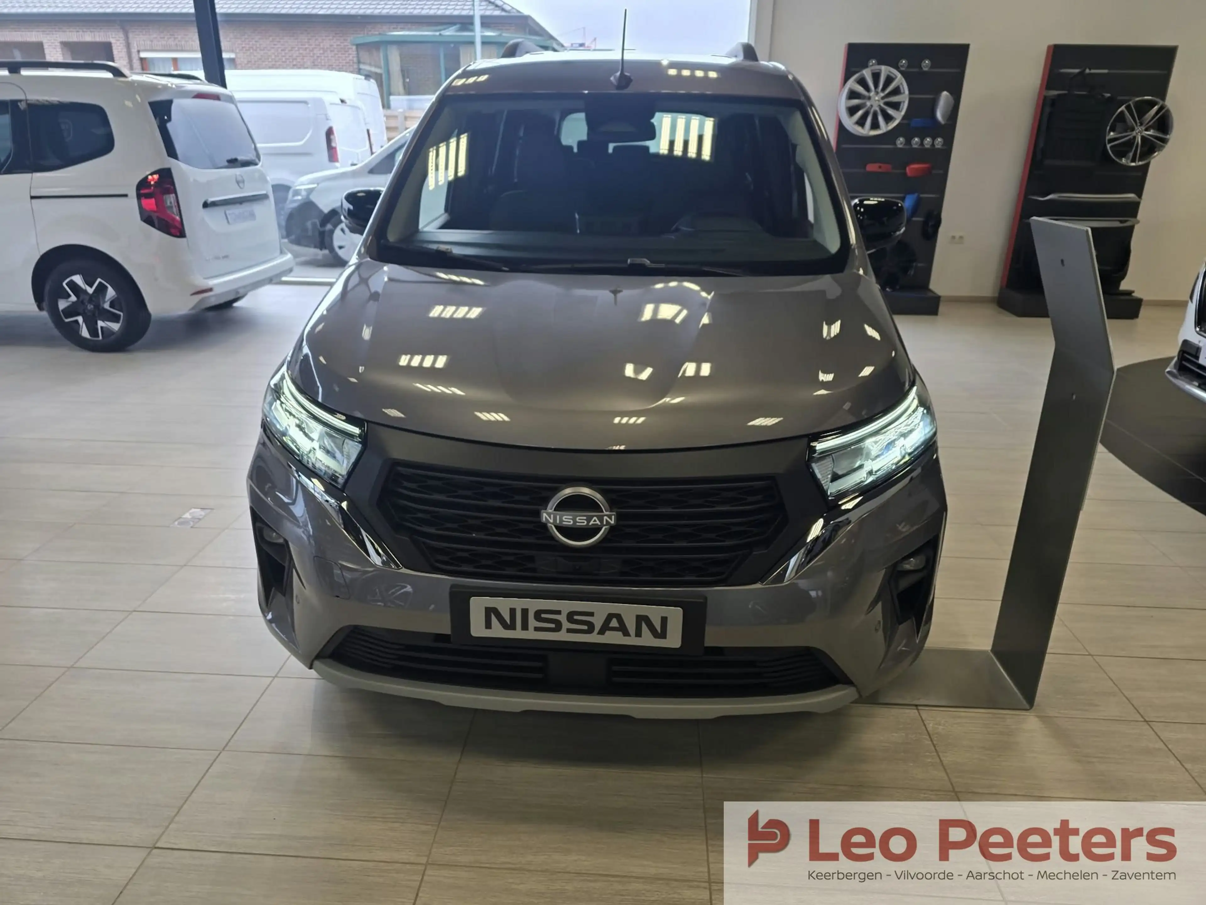 Nissan Townstar L2H1 DIG-T 130 A/T Tekna 7zit — photo 2