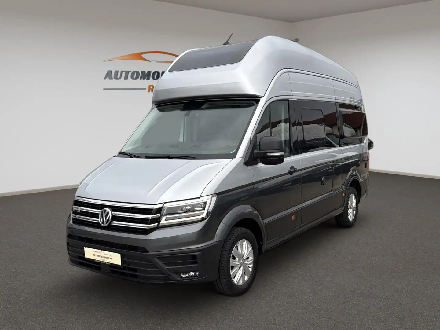 Volkswagen Crafter Grand California 600 4 MOTION Top-Aussta Grau - 1