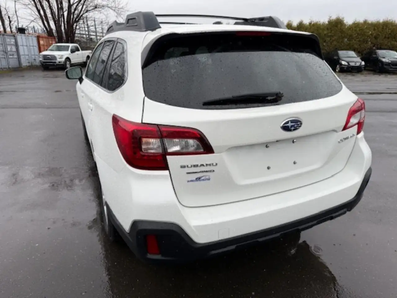 Subaru OUTBACK снимка Subaru OUTBACK