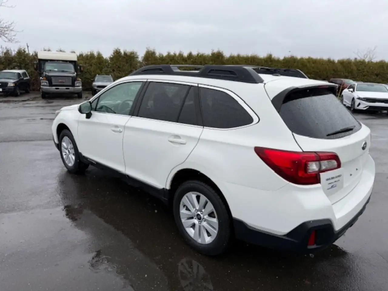 Subaru OUTBACK снимка Subaru OUTBACK