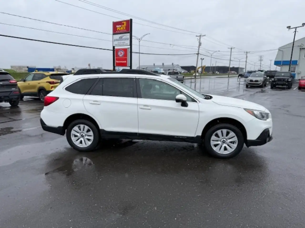 Subaru OUTBACK снимка Subaru OUTBACK