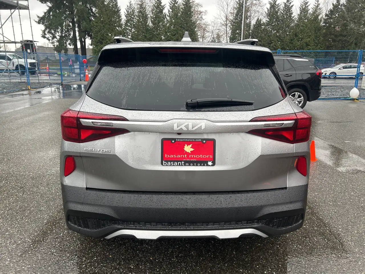 Kia Seltos снимка Kia Seltos