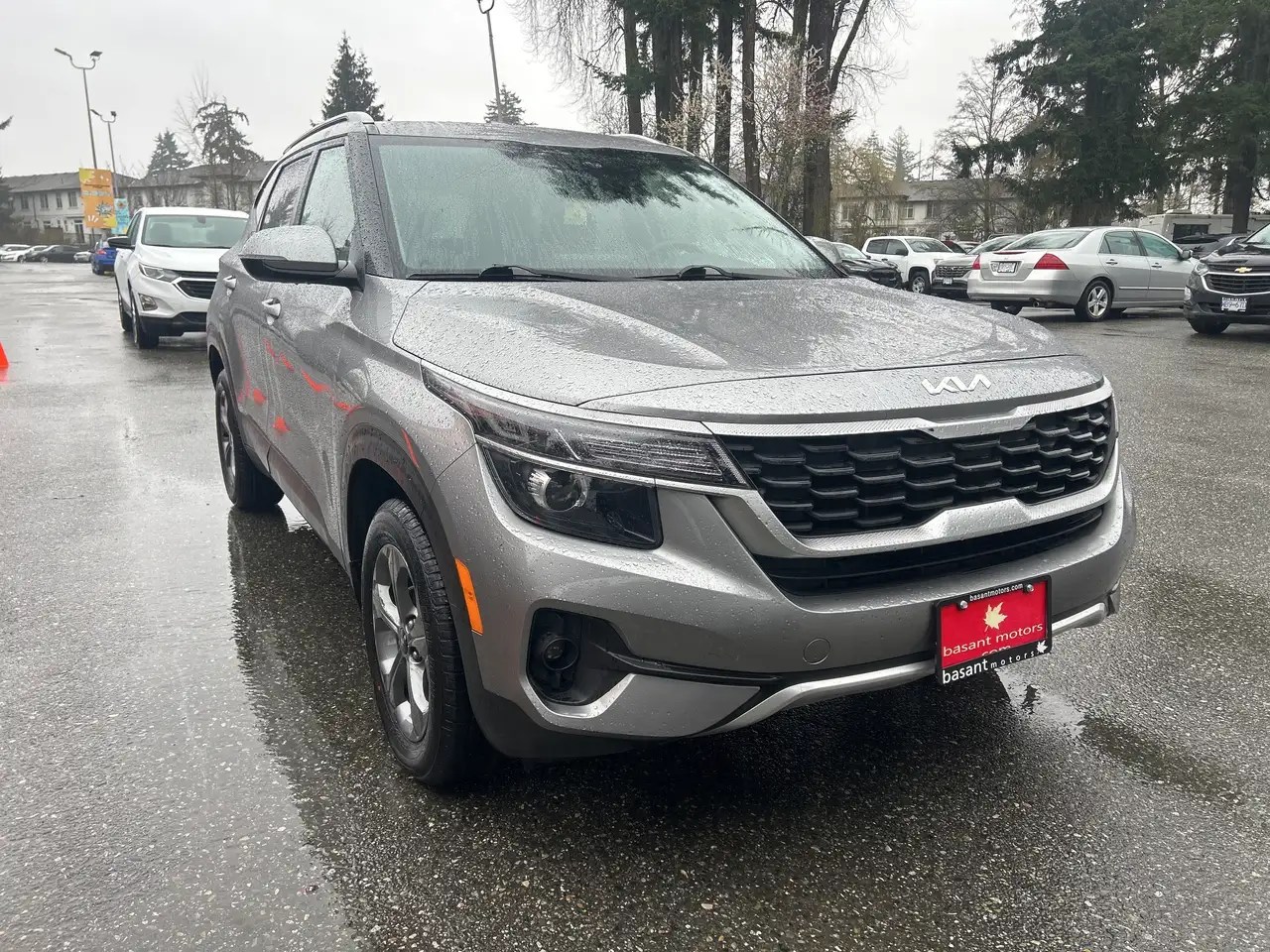 Kia Seltos снимка Kia Seltos