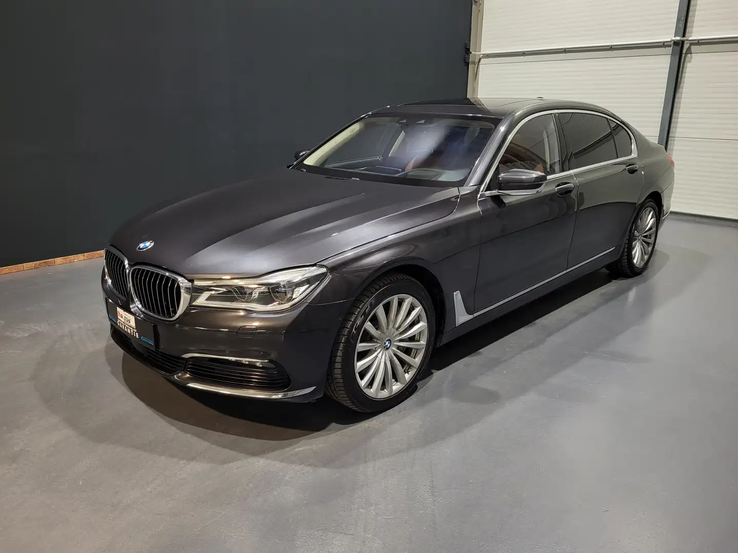BMW 750 L d xDrive *TOP Ausstattung* Grau - 1