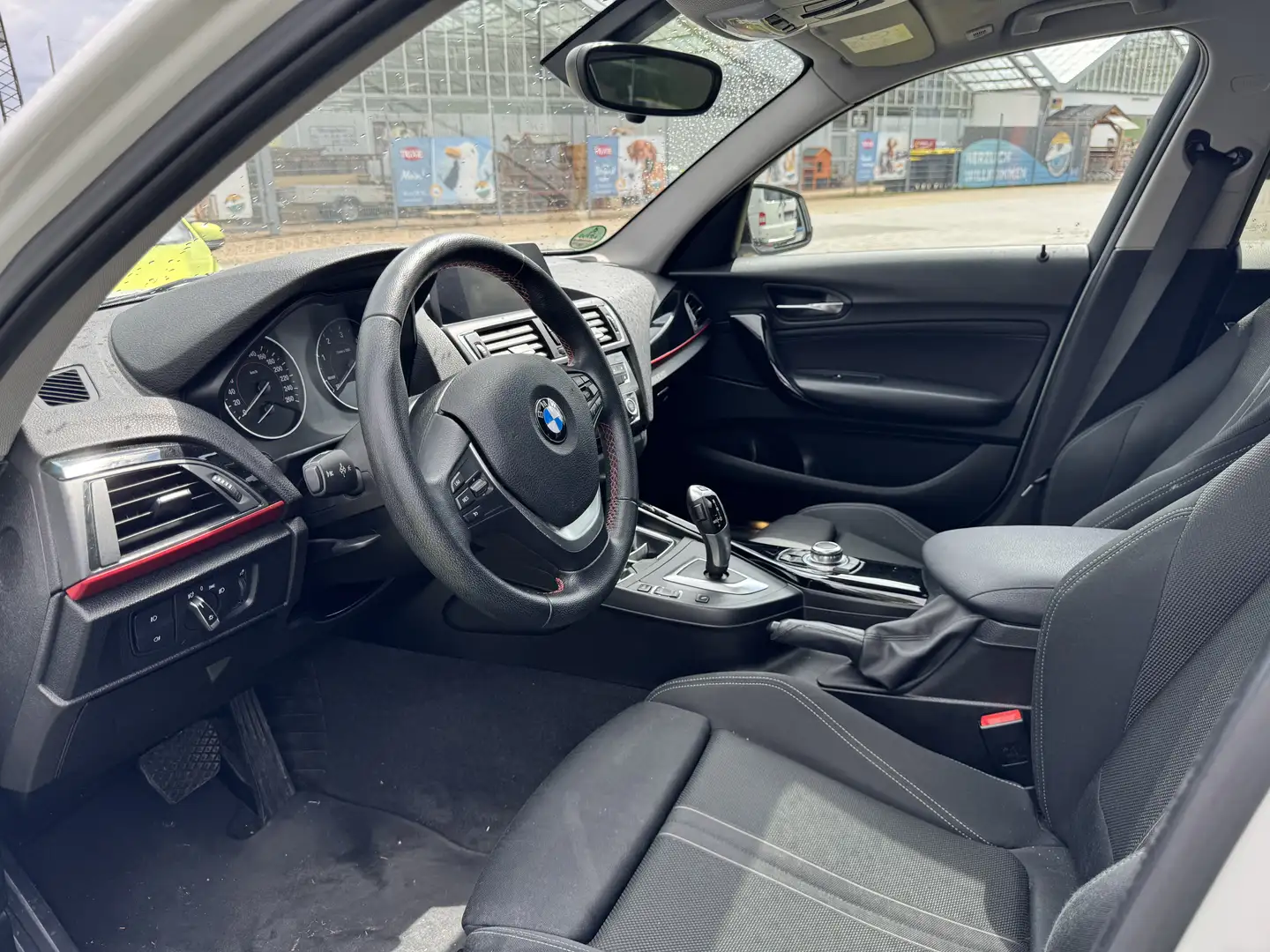 BMW 120 120 d xDrive Sport Line Alb - 2