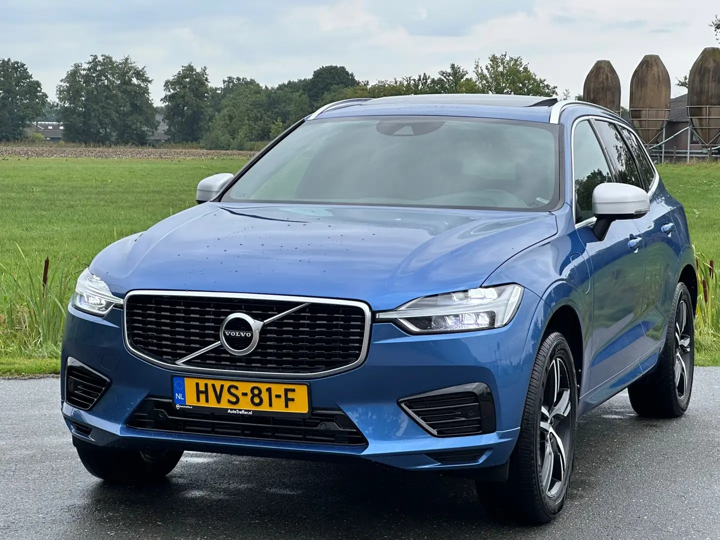Volvo XC60 2.0 T8 Twin Engine AWD R-Design | Netjes | Erad v. Blauw - 2