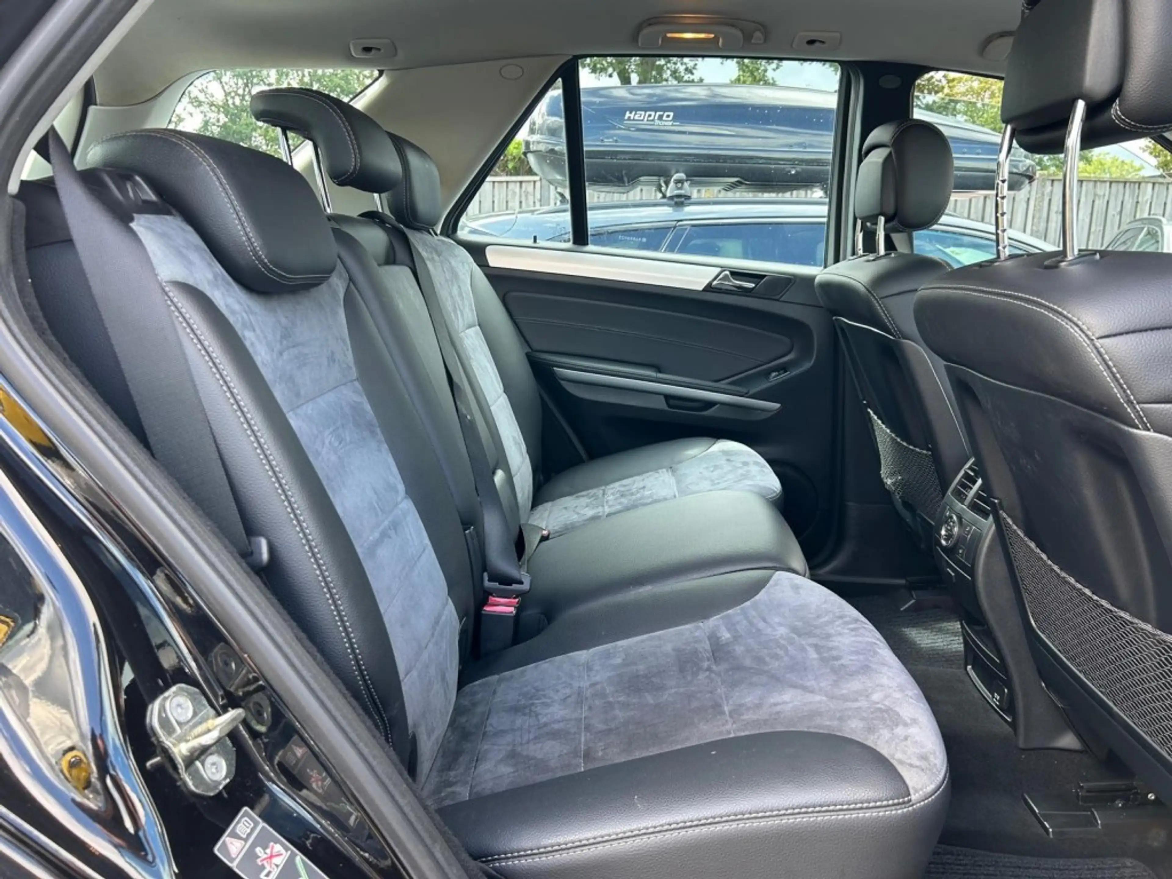 Mercedes-Benz ML 500 500 Dealeronderhouden, Camera, Cruise, Trekhaak — photo 10