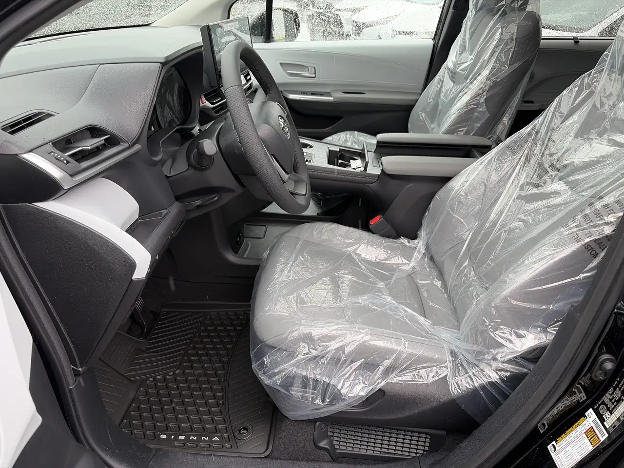 Toyota Sienna снимка Toyota Sienna