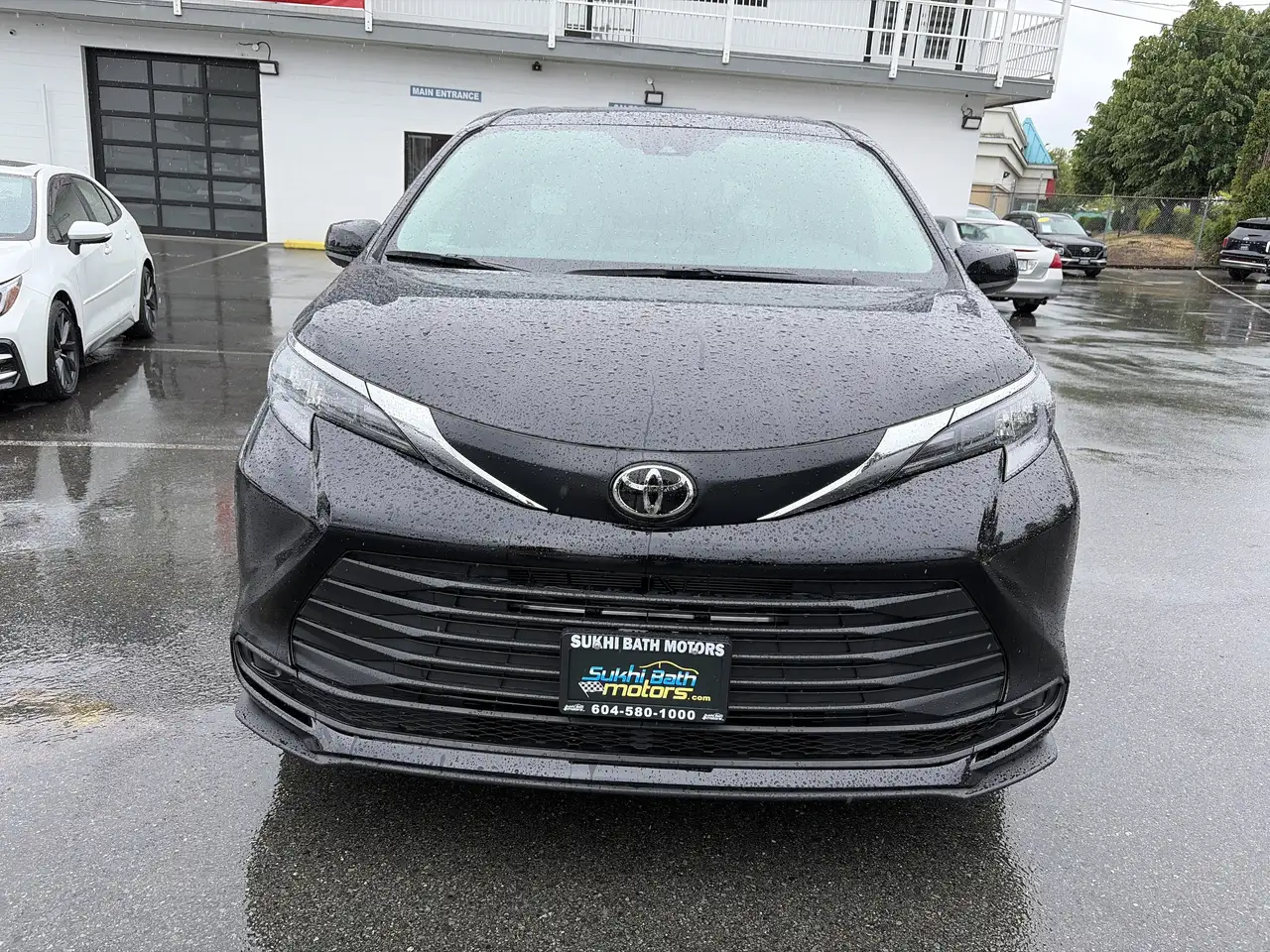 Toyota Sienna снимка Toyota Sienna