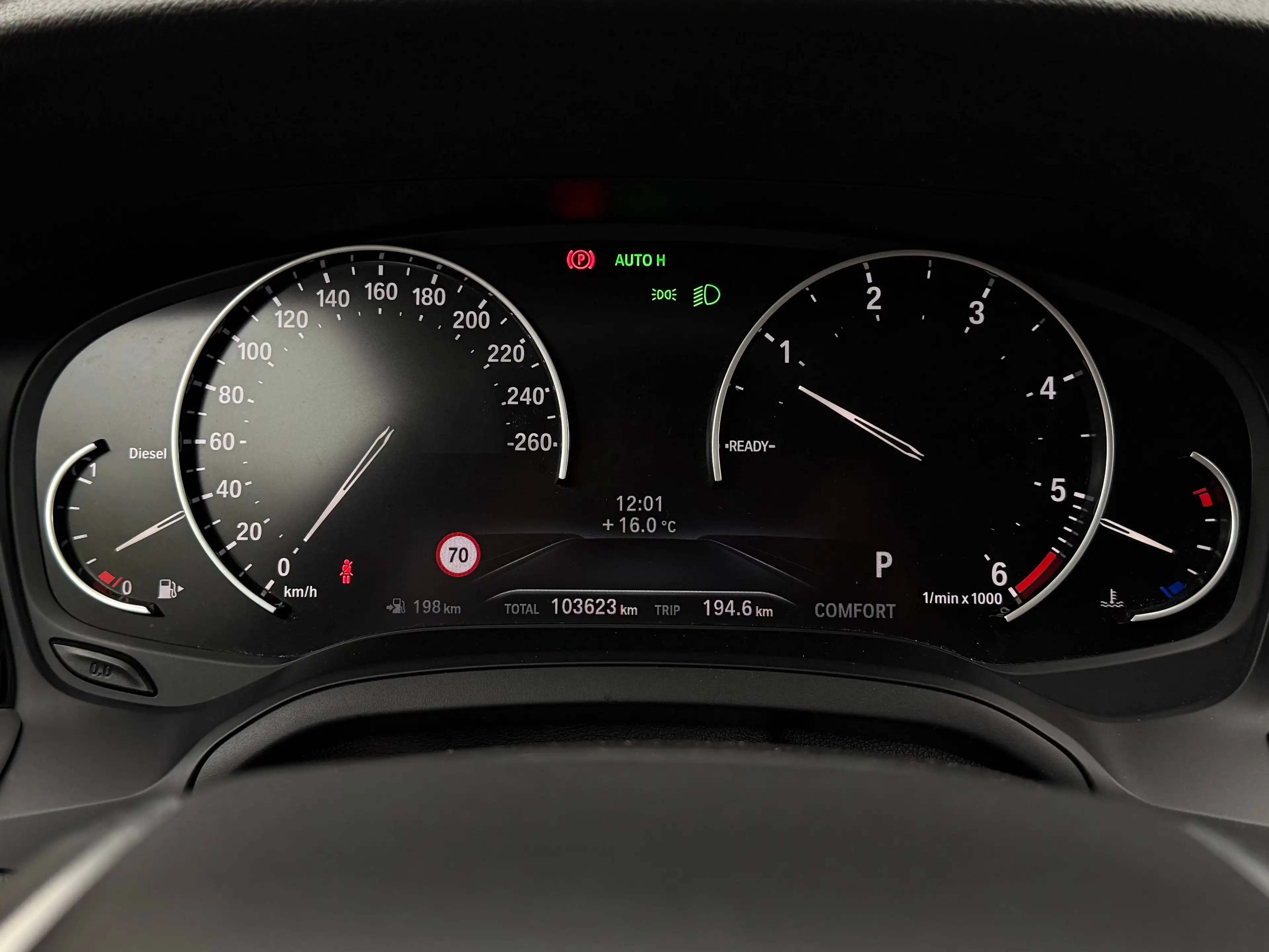 BMW 318 Touring 19" LICHTMETALEN VELGEN | AUTOMAAT | BMW LIVE COCKPIT | NAVI | CRUISE CONTROL | PDC | CONNECTED DRIVE — photo 15