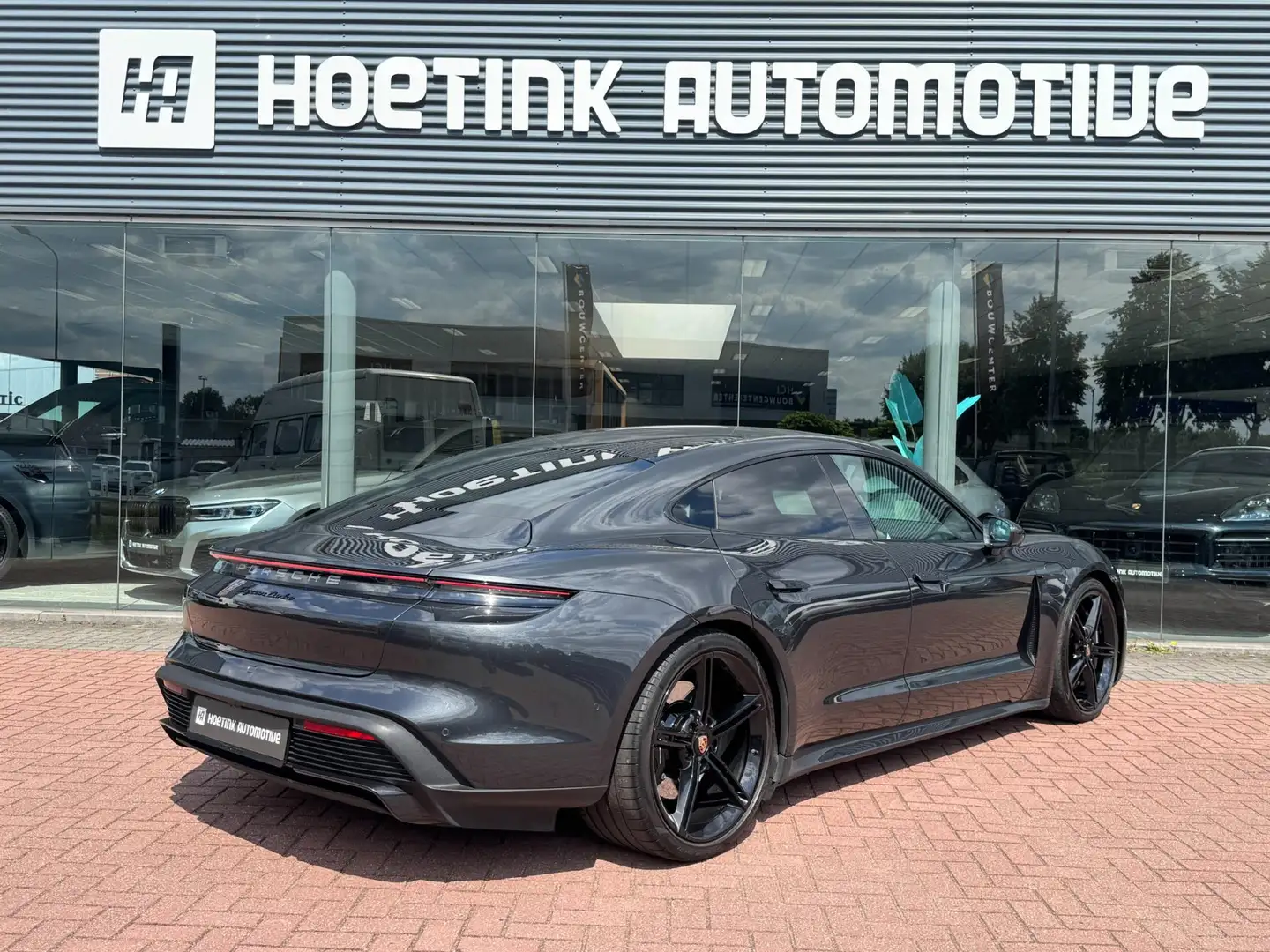 Porsche Taycan Turbo 93 kWh | Bijrijder-Display | Alcantara | Key Grijs - 2