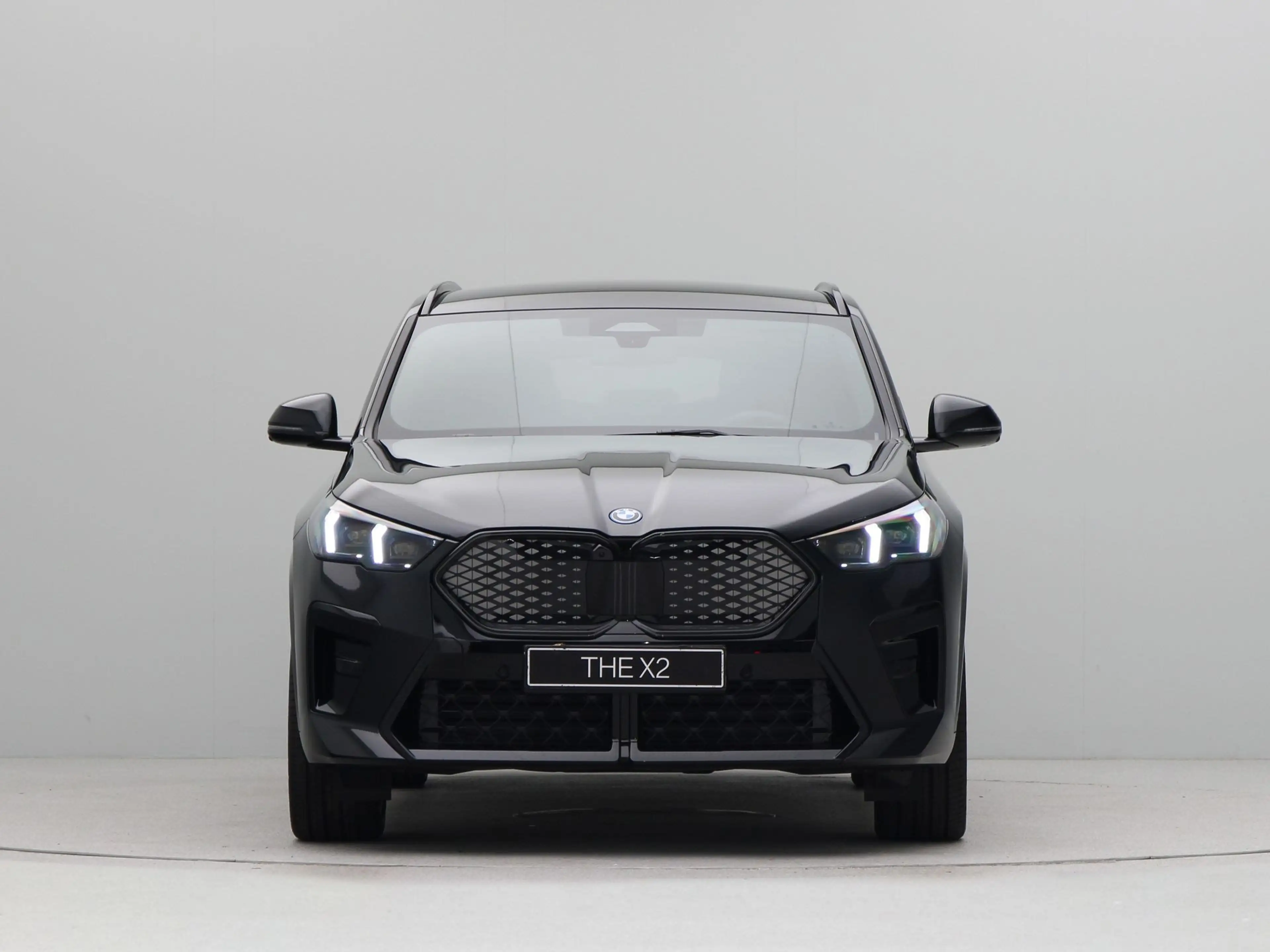 BMW iX2 eDrive20 67 kWh M Sport Edition — photo 5