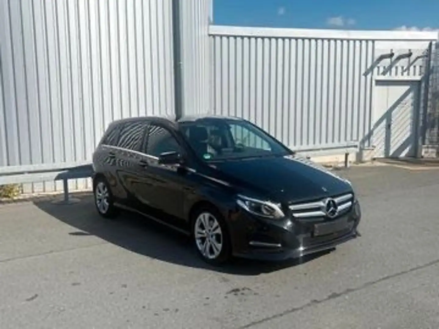 Mercedes-Benz B 200 Automatik LED*1.Hand,Leder,Sitzhzg, Navi* Negro - 1