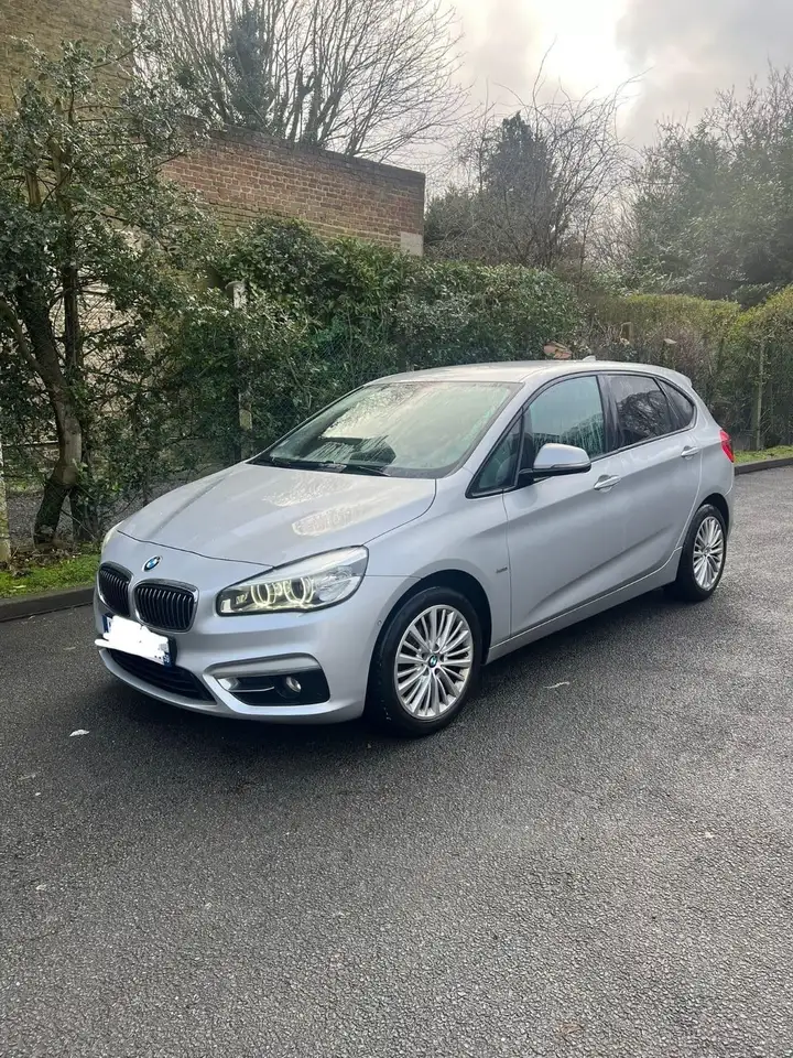 BMW 218