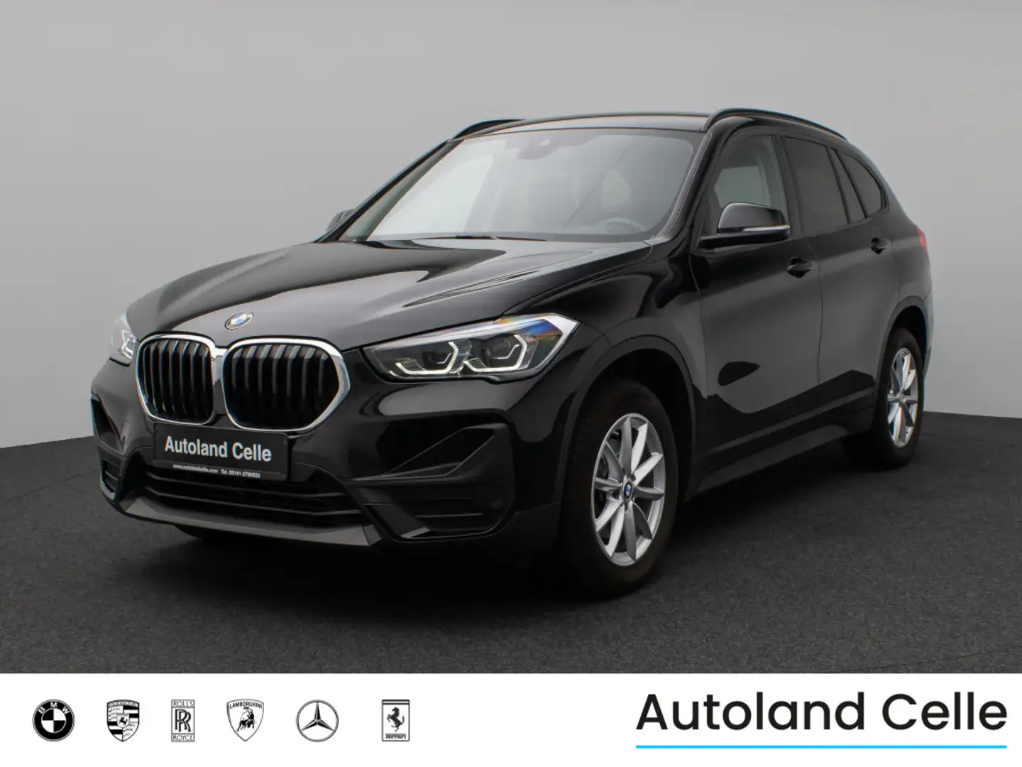 BMW X1 sD18i Kamera DAB HiFi Navi Komfort LED Sport Black - 1