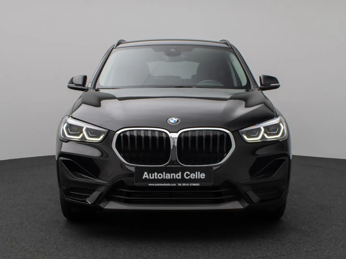 BMW X1 sD18i Kamera DAB HiFi Navi Komfort LED Sport Black - 2