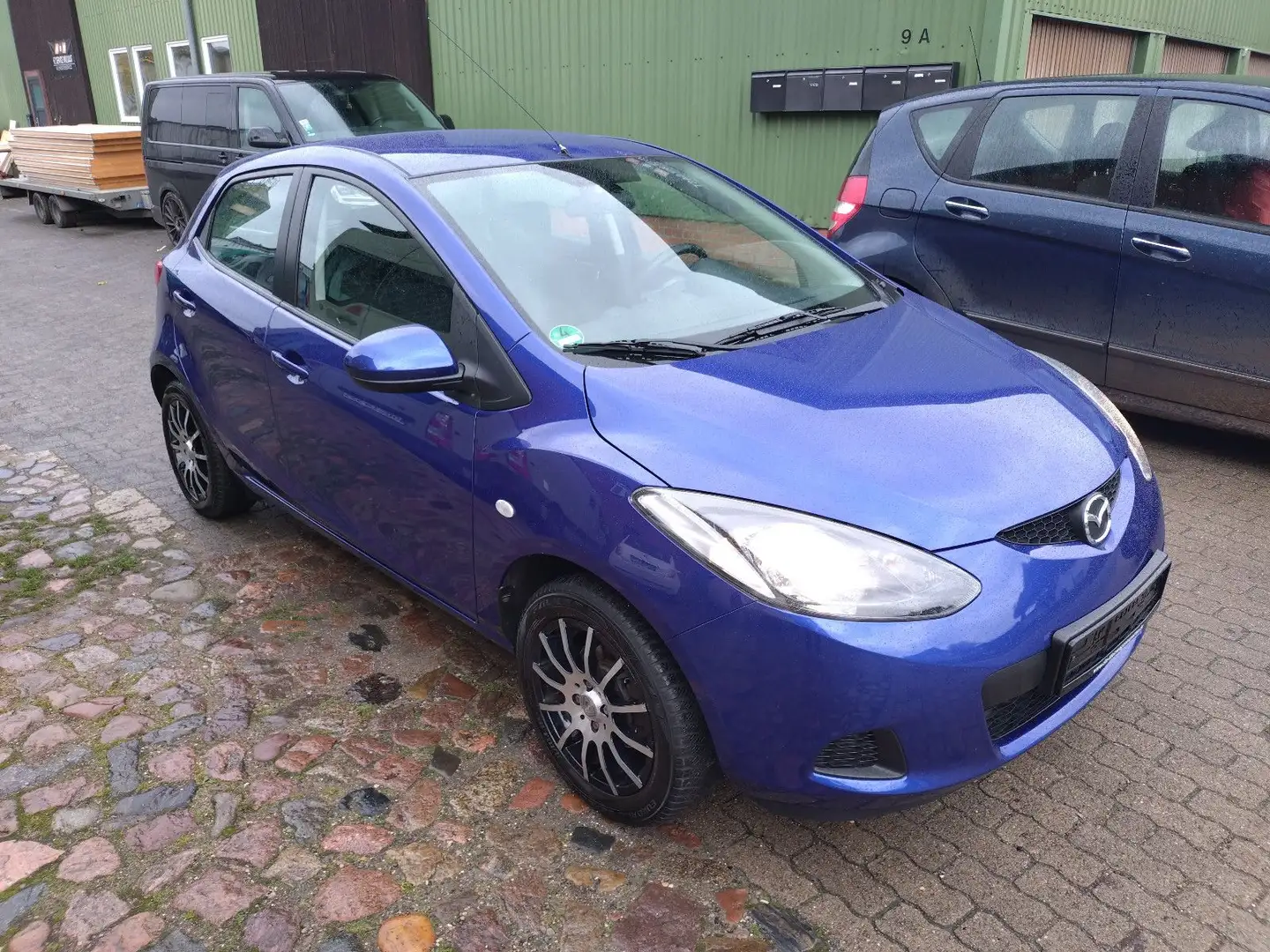 Mazda 2 1.5 Automatik, 5 Türen, 1.Hand, TÜV/AU neu! Bleu - 1