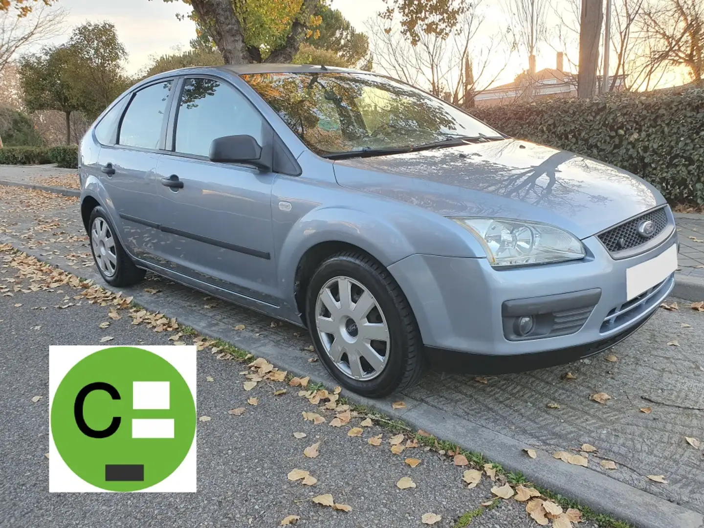 Ford Focus 1.8 Flexifuel Trend Blauw - 1