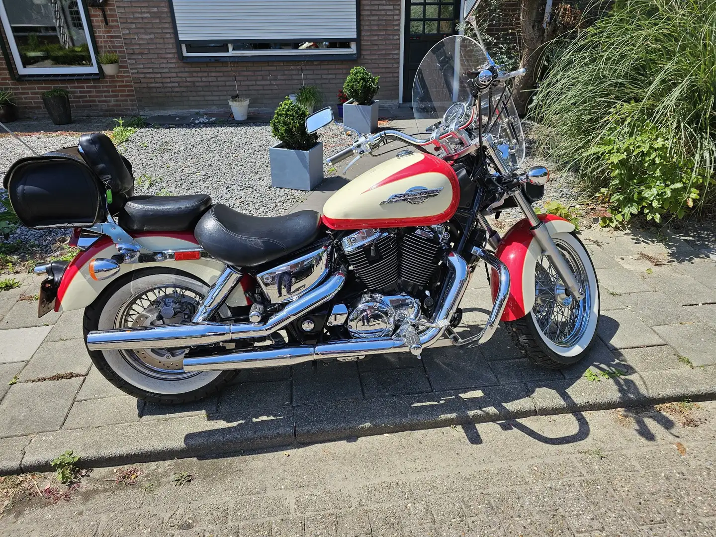 Honda VT 1100 Honda Shadow VT1100 C2 Rood - 2