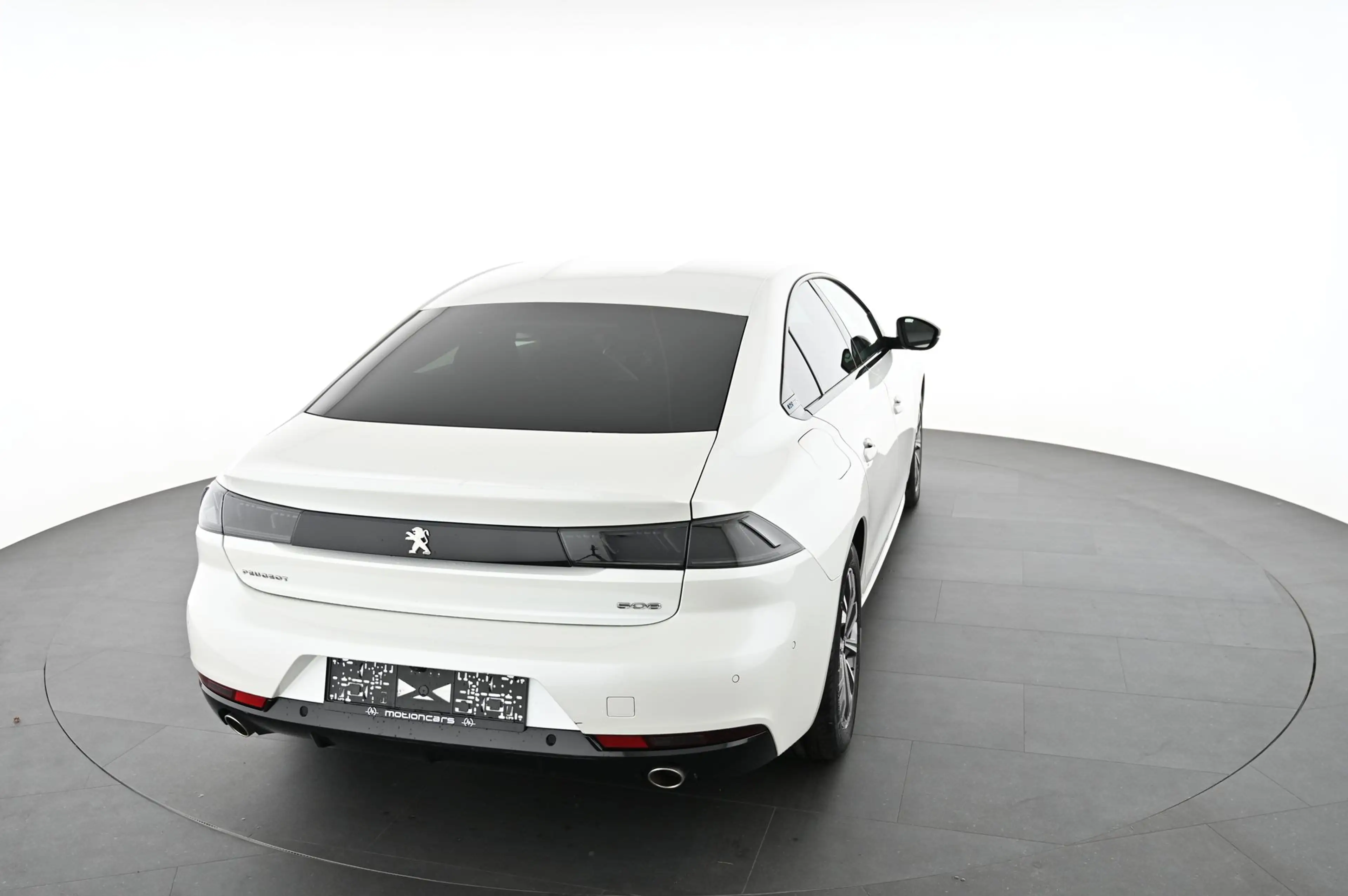 Peugeot 508 Hybrid 225 Allure Pack Puretech/El 225 EAT8 HA Pi — photo 12