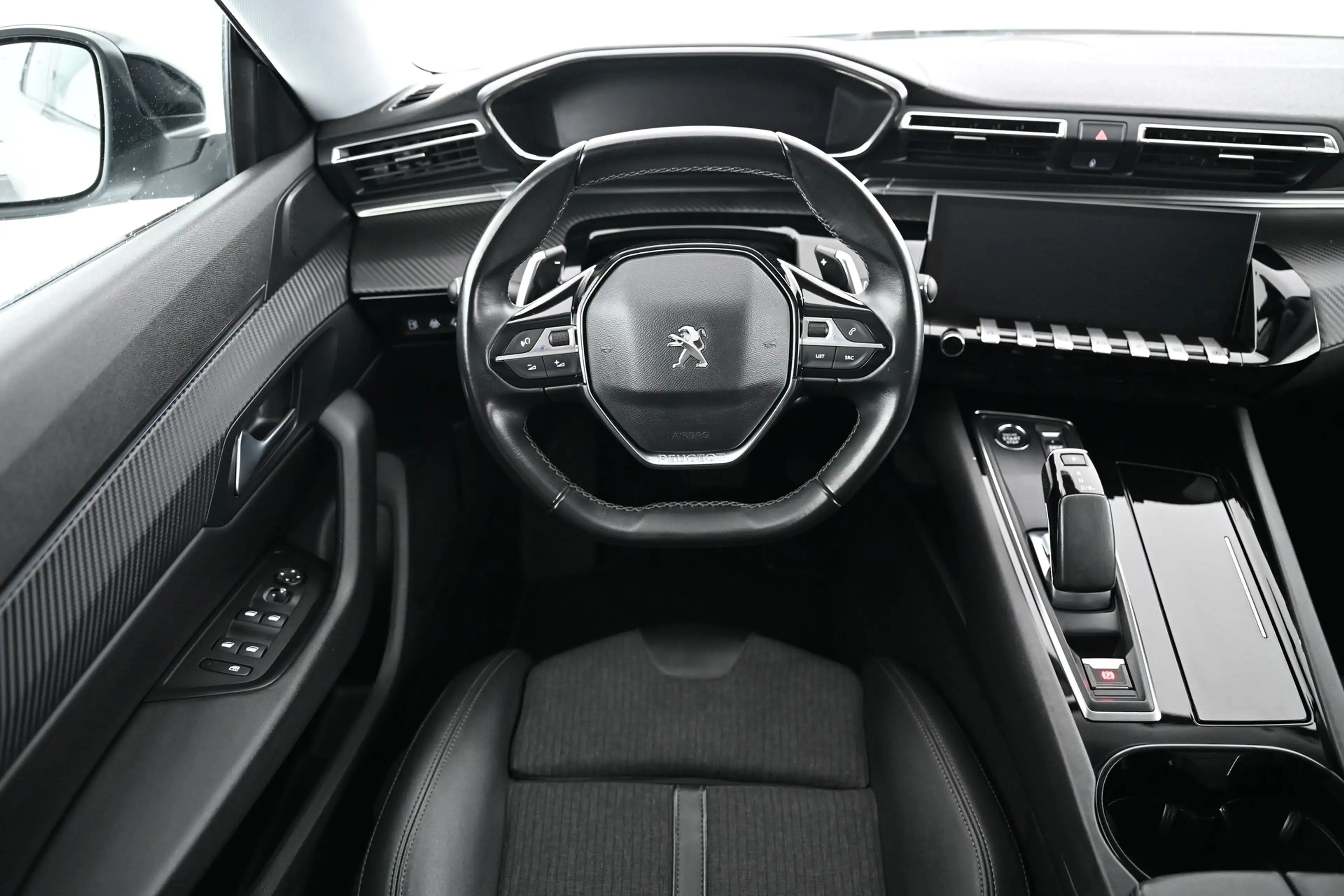 Peugeot 508 Hybrid 225 Allure Pack Puretech/El 225 EAT8 HA Pi — photo 20