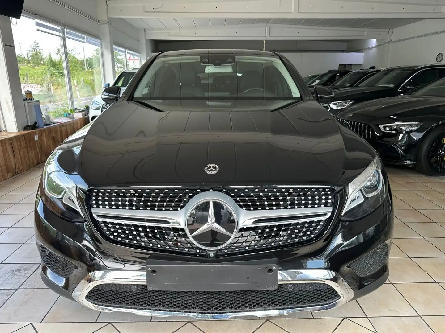 Mercedes-Benz GLC 350 e 4Matic Coupe AMG Benzin/Hybrid Schwarz - 2