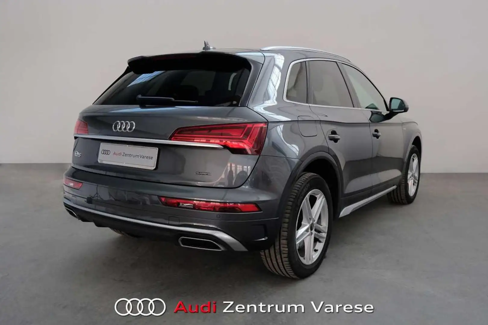 Audi Q5 40 2.0 tdi mhev S line quattro s tronic Grau - 2