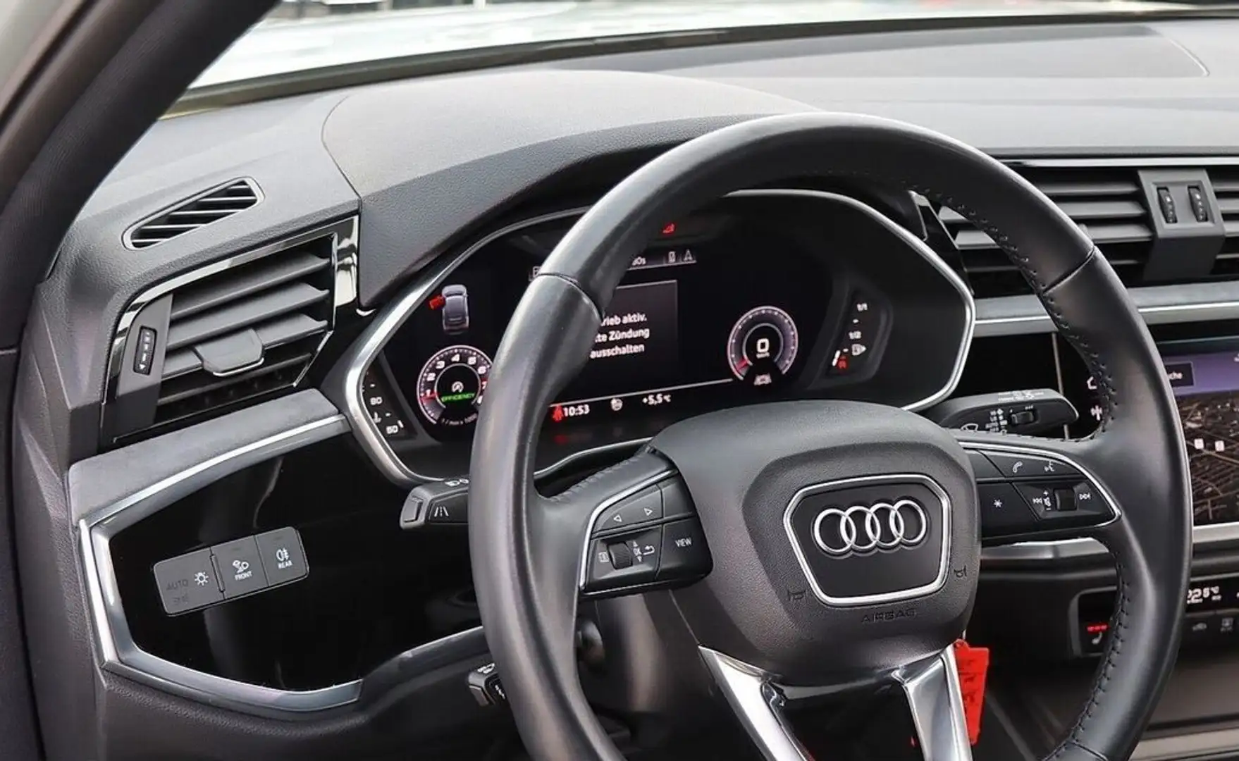 Audi Q3 SPB 35 TFSI S line edition Argento - 2