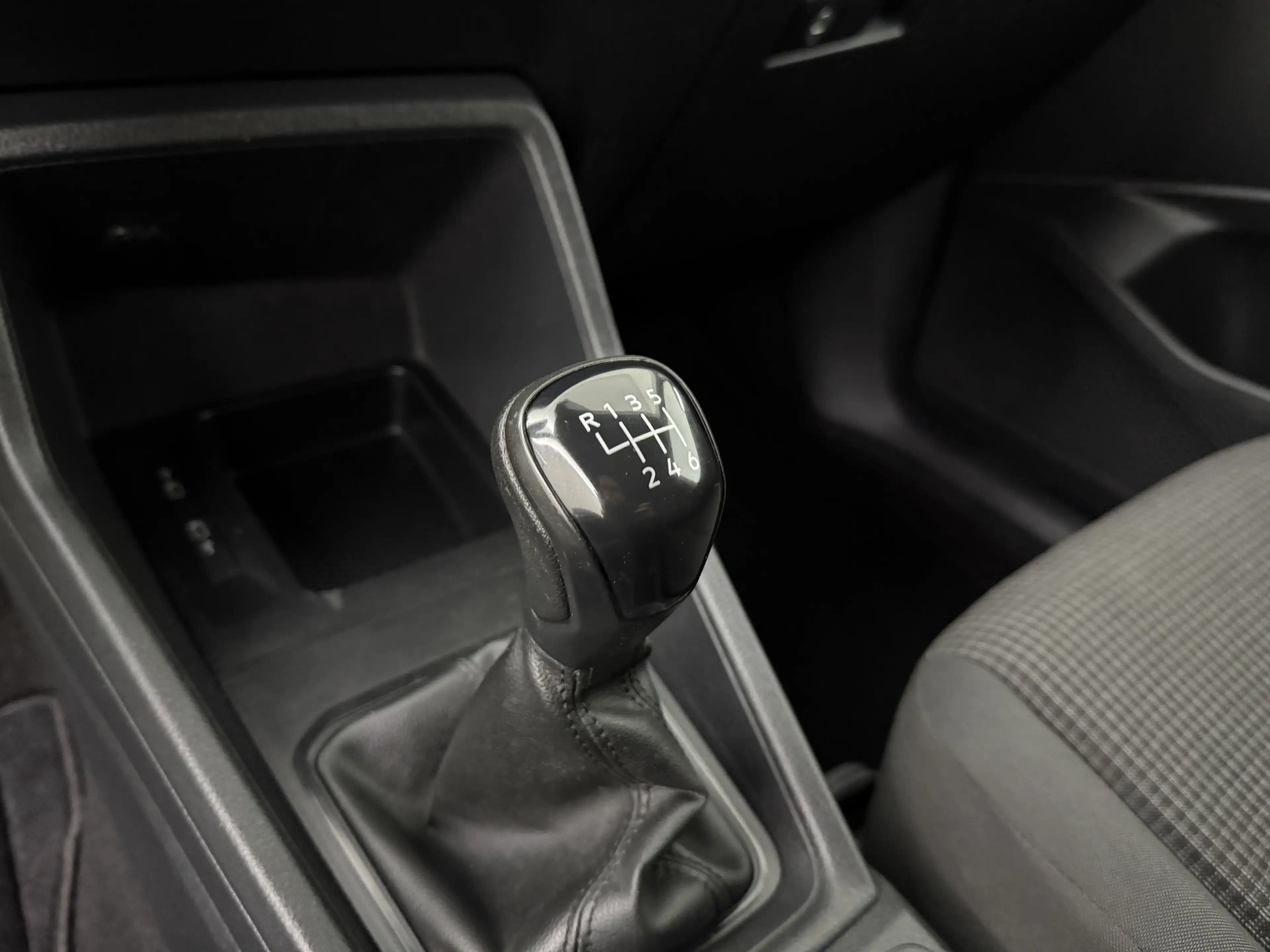 Volkswagen Caddy 2.0TDI Maxi | Trekhaak | Multimedia | Navigatie | — photo 18