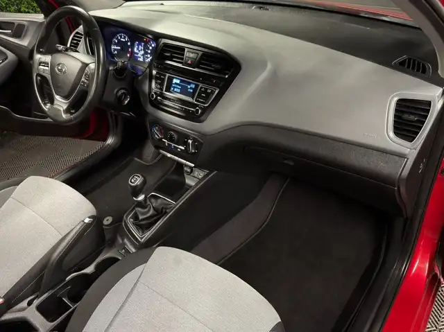 Hyundai I20 view 14