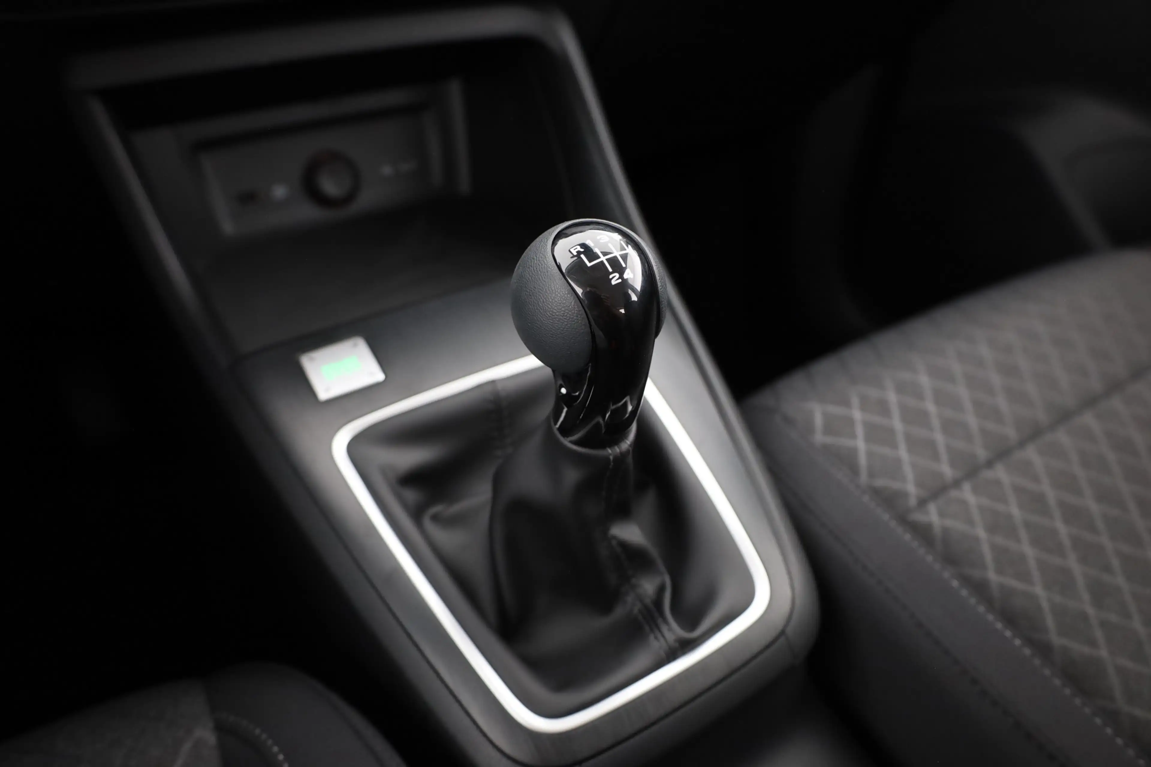 MG ZS 1.5 VTi Comfort Navi Kamera PDC Klima DAB — photo 14