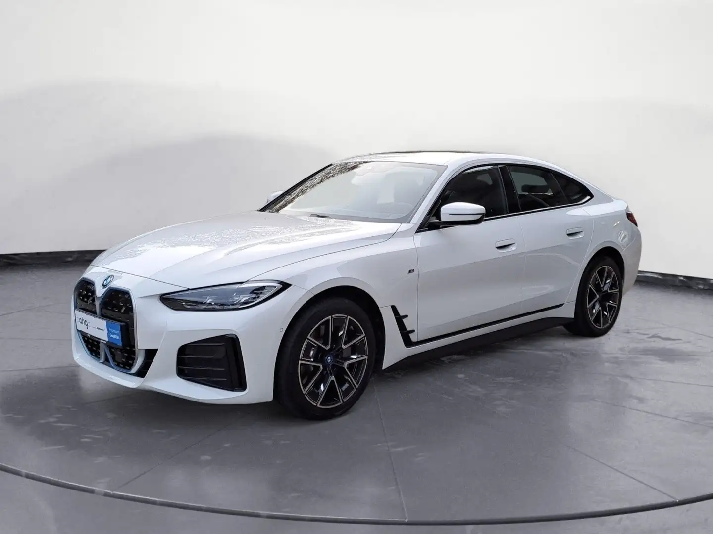 BMW i4 eDrive40 M Sport Klimaaut. Glasdach HIFI Wit - 2