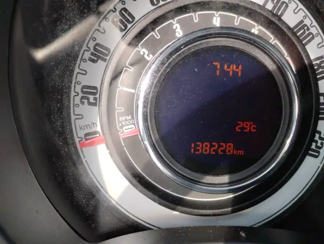Fiat 500 view 8