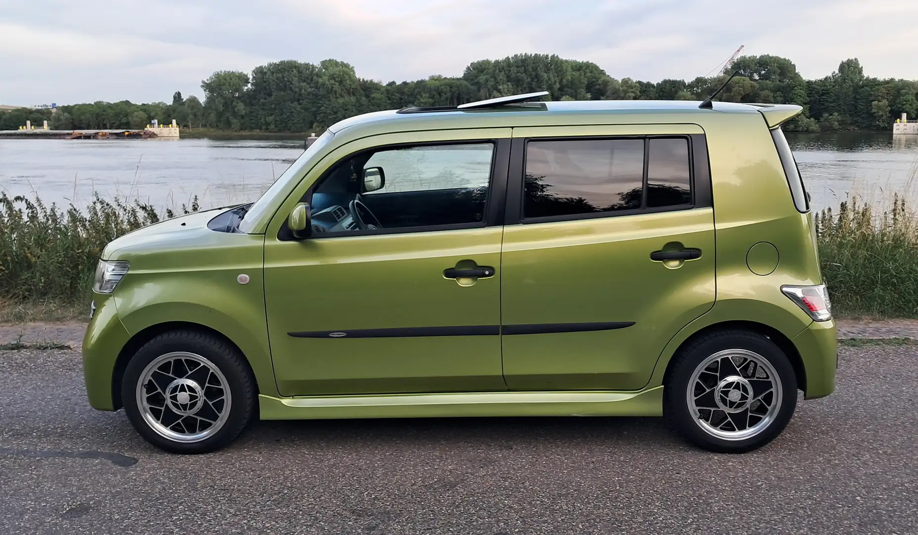 Daihatsu Materia Materia 1.3 Rythm Vert - 1