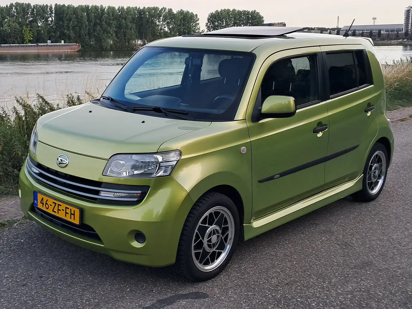 Daihatsu Materia Materia 1.3 Rythm Vert - 2