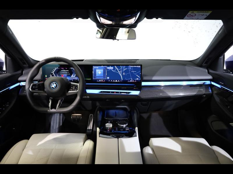 BMW 550 e xDrive Touring Kit M Sport — photo 7