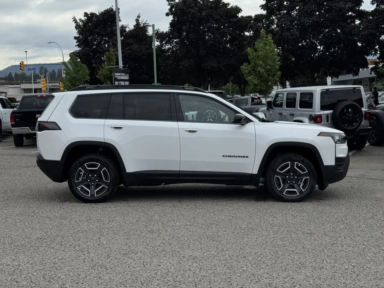 Jeep Cherokee снимка Jeep Cherokee