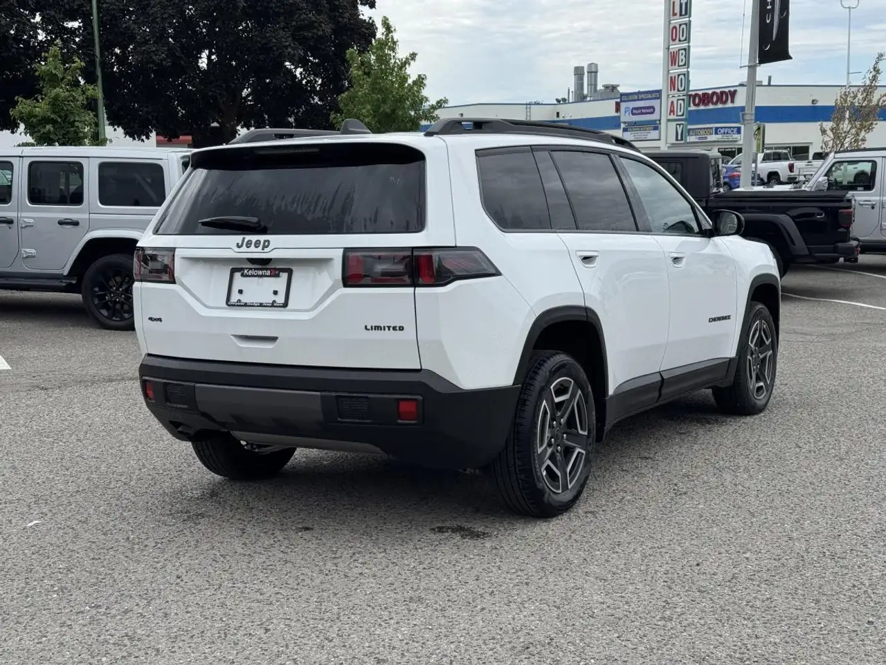 Jeep Cherokee снимка Jeep Cherokee