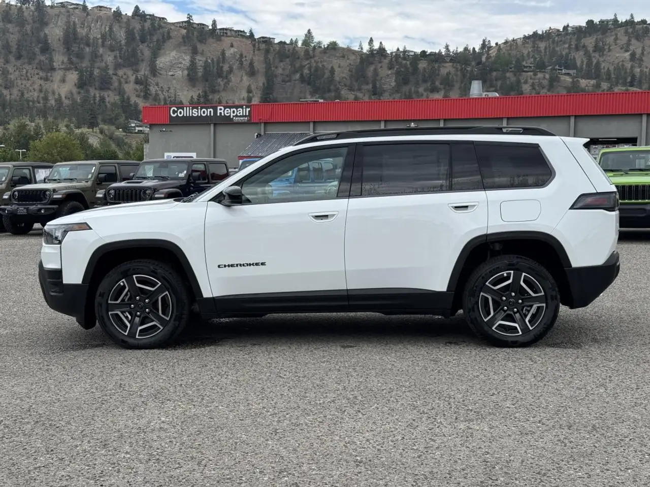 Jeep Cherokee снимка Jeep Cherokee