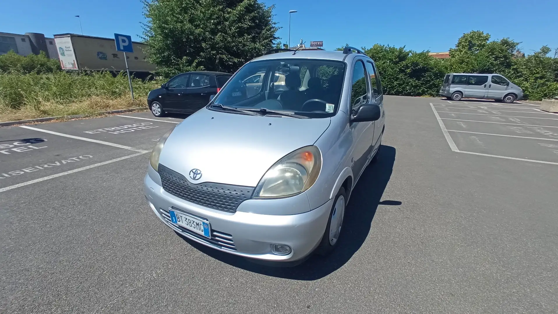 Toyota Verso Yaris 150.000 km neopatentati - 1