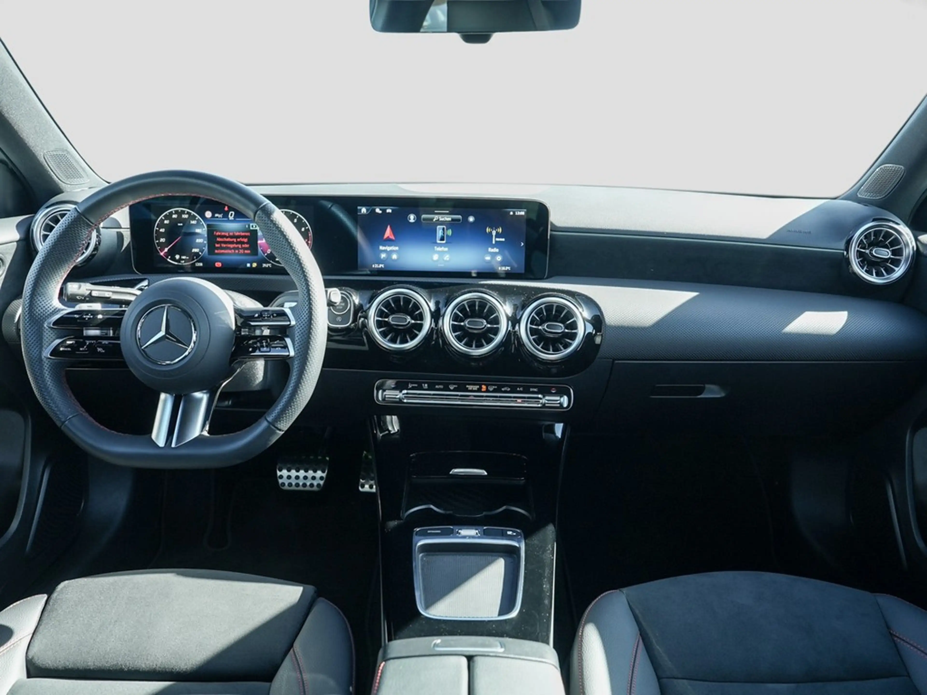 Mercedes-Benz A 200 A200 AMG Line Night Paket *Navi*Kamera*Kessy*DA... — photo 11