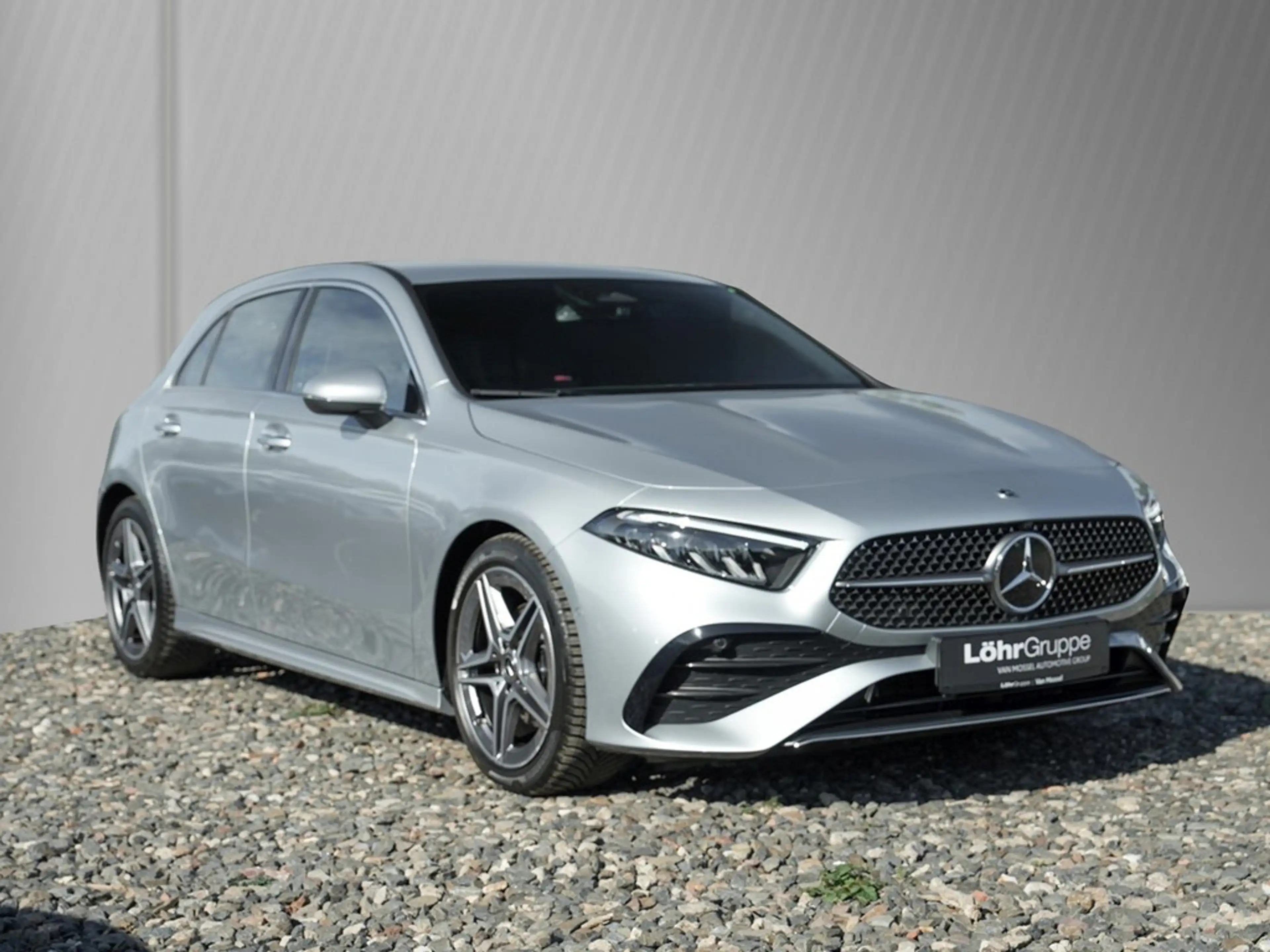 Mercedes-Benz A 200 A200 AMG Line Night Paket *Navi*Kamera*Kessy*DA... — photo 3