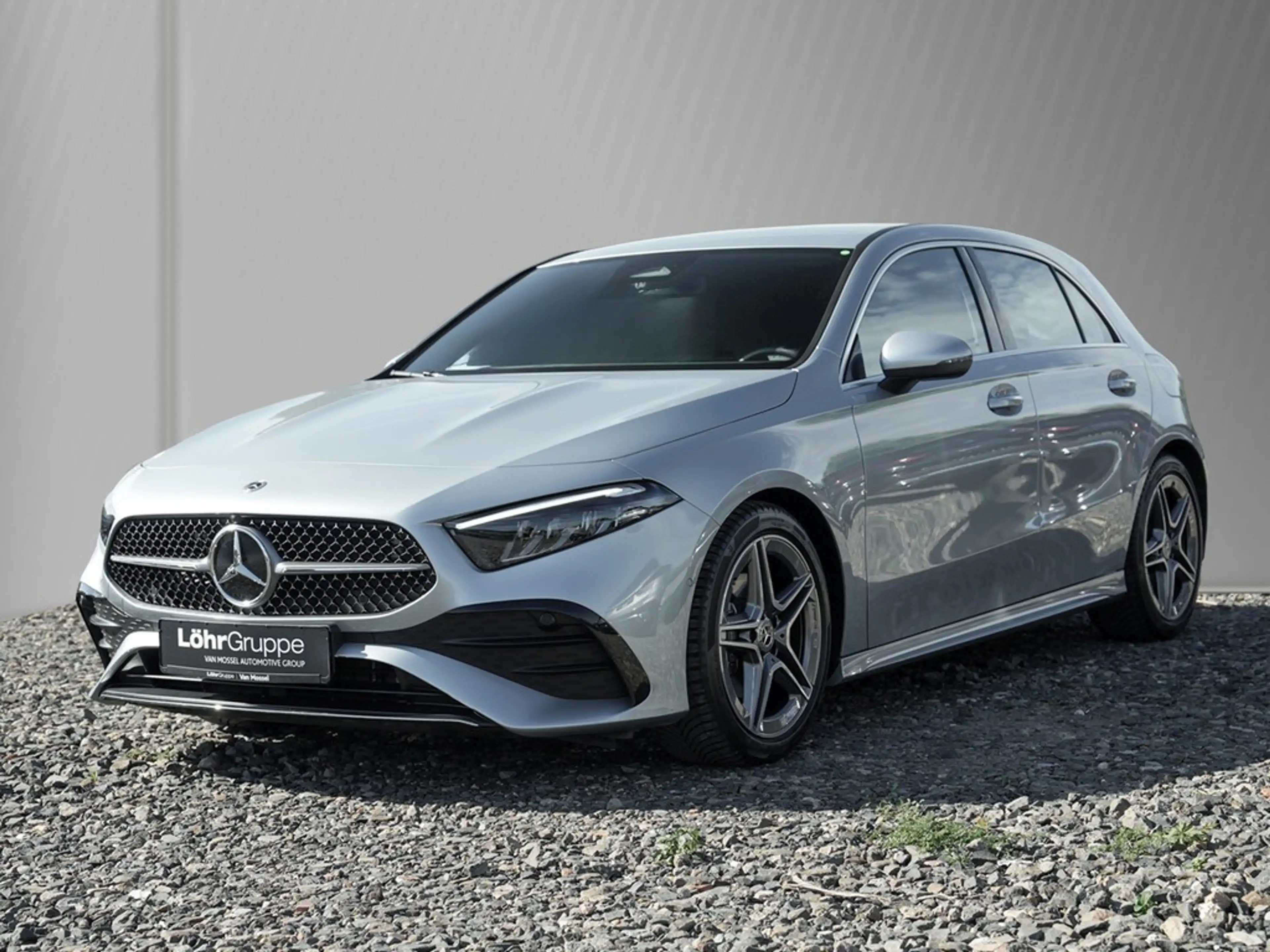 Mercedes-Benz A 200 A200 AMG Line Night Paket *Navi*Kamera*Kessy*DA... — photo 2
