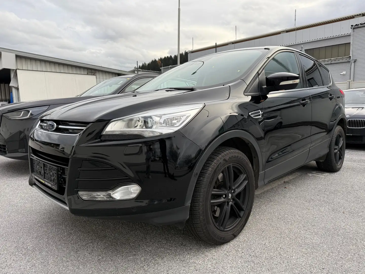 Ford Kuga *** ALLRAD *** TITANIUM *** AUTOMATIK *** AHK Schwarz - 1