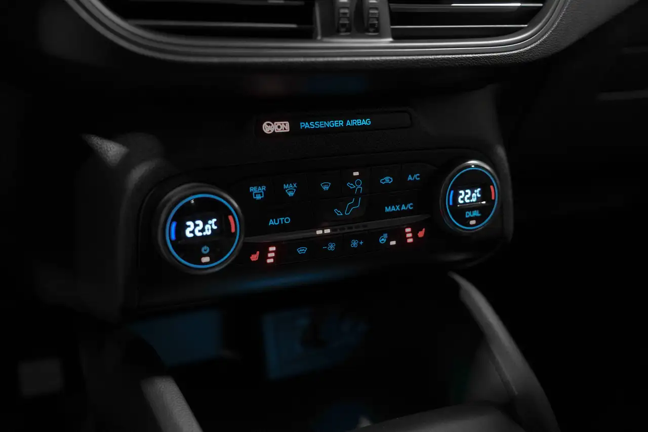 Ford Focus 🎁 SUMMER DEAL 🎁 AUTO ST LINE STYLE APPLE CARPLAY FULL OPTION TVA ✔, миниатюра 9