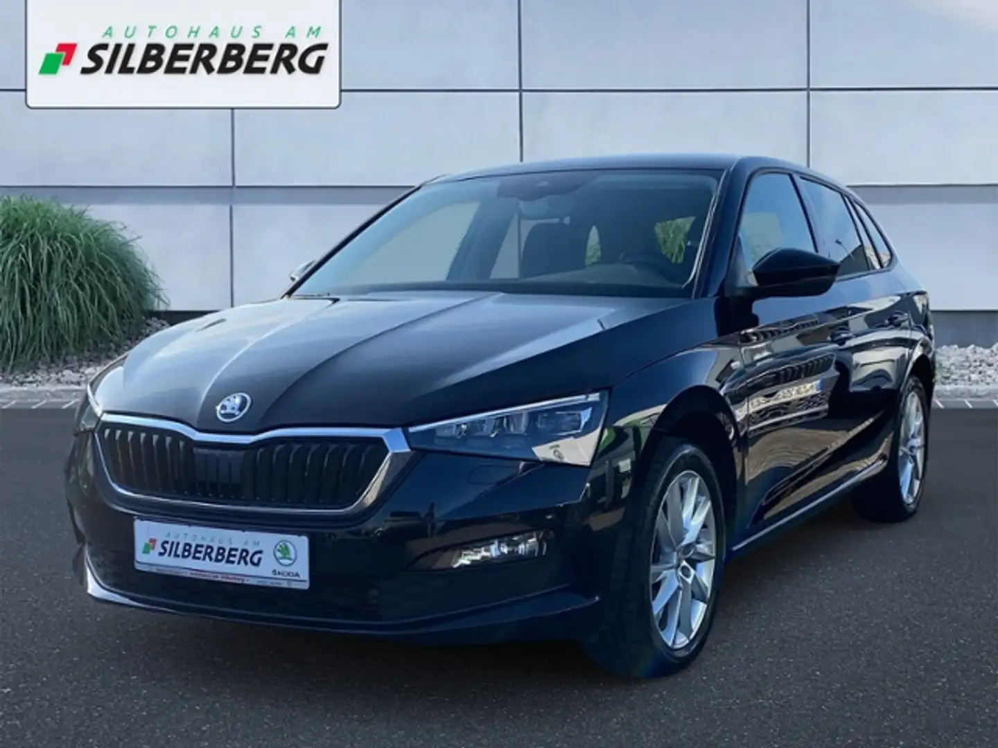 Skoda Scala Tour 1.0TSI DSG LED NAVI AHK Schwarz - 2