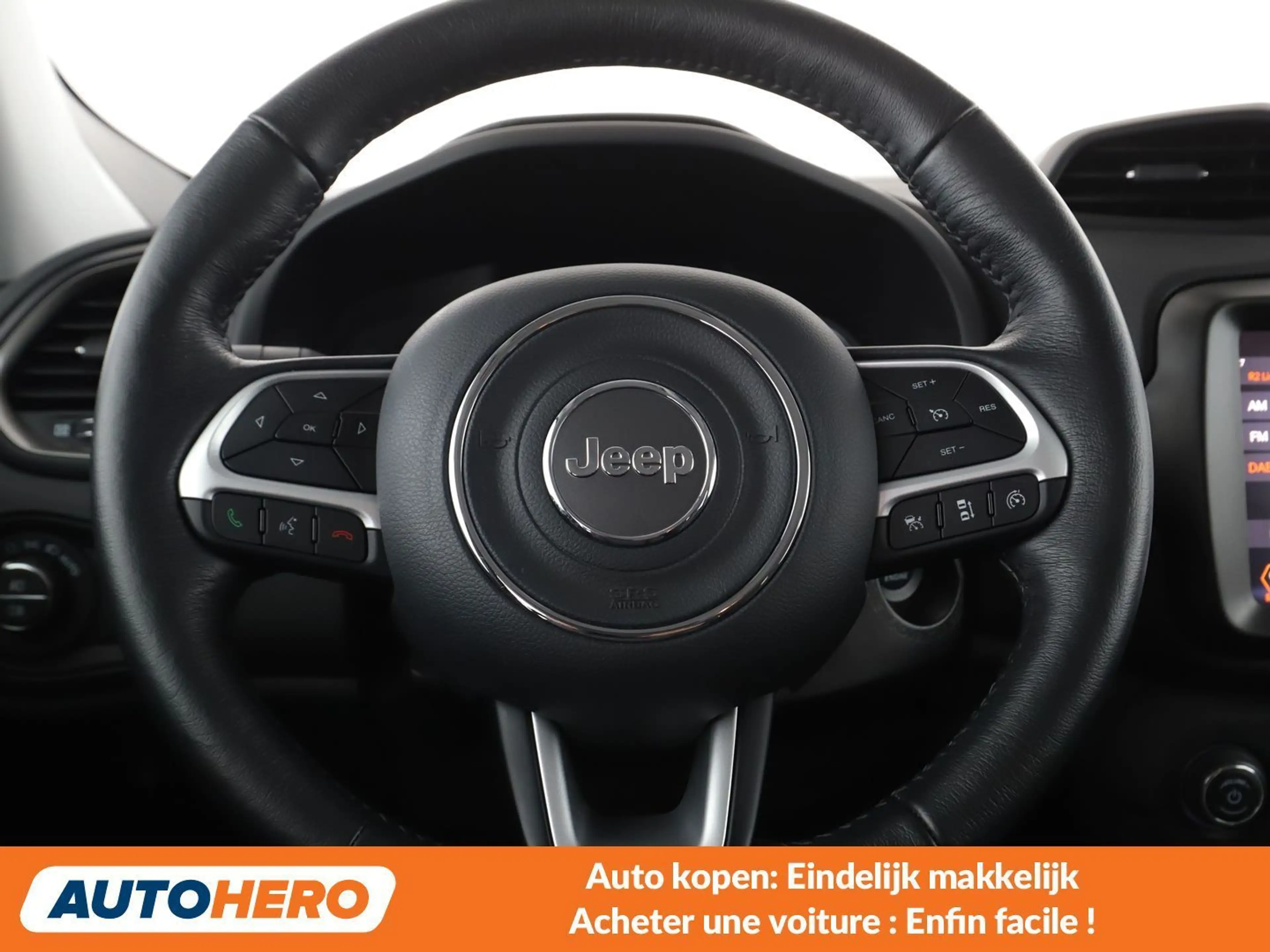 Jeep Renegade 1.3 T4 4xe Plug-in Hybrid Limited — photo 5