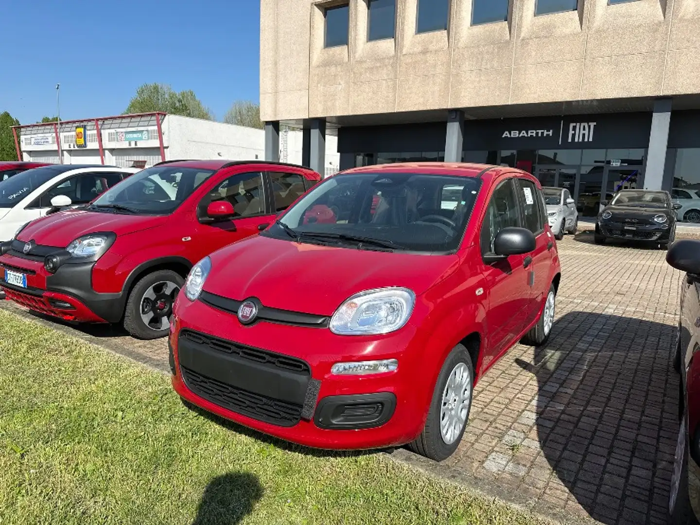 Fiat Panda 1.0 70cv Hybrid Panda Rojo - 1