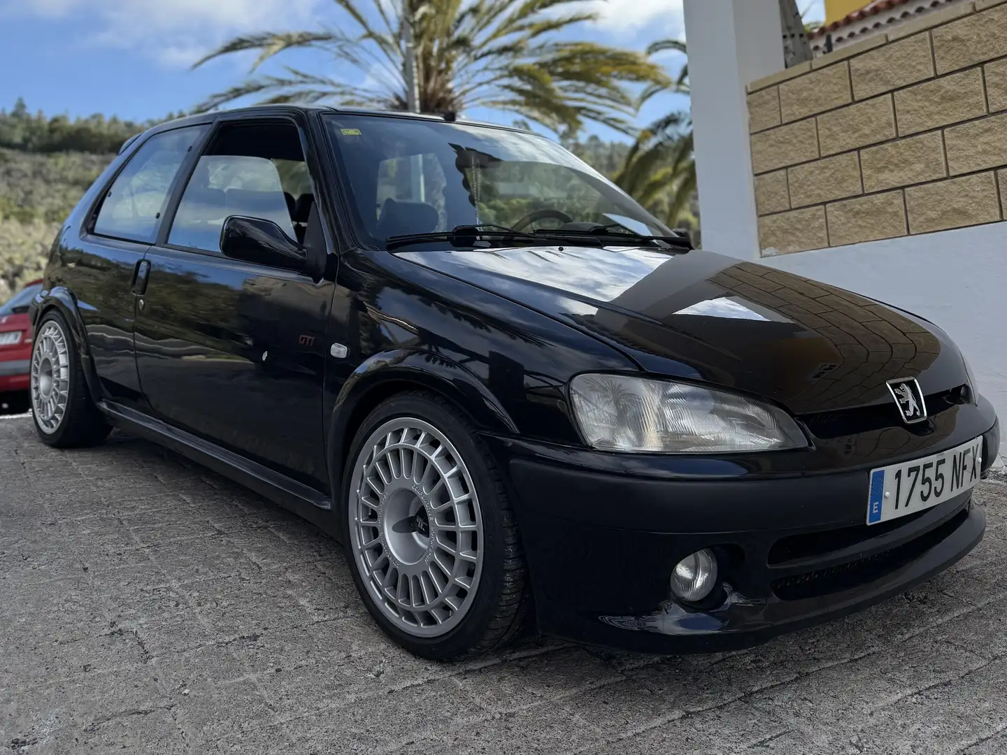 Peugeot 106 106 1.6 16v GTI Schwarz - 1